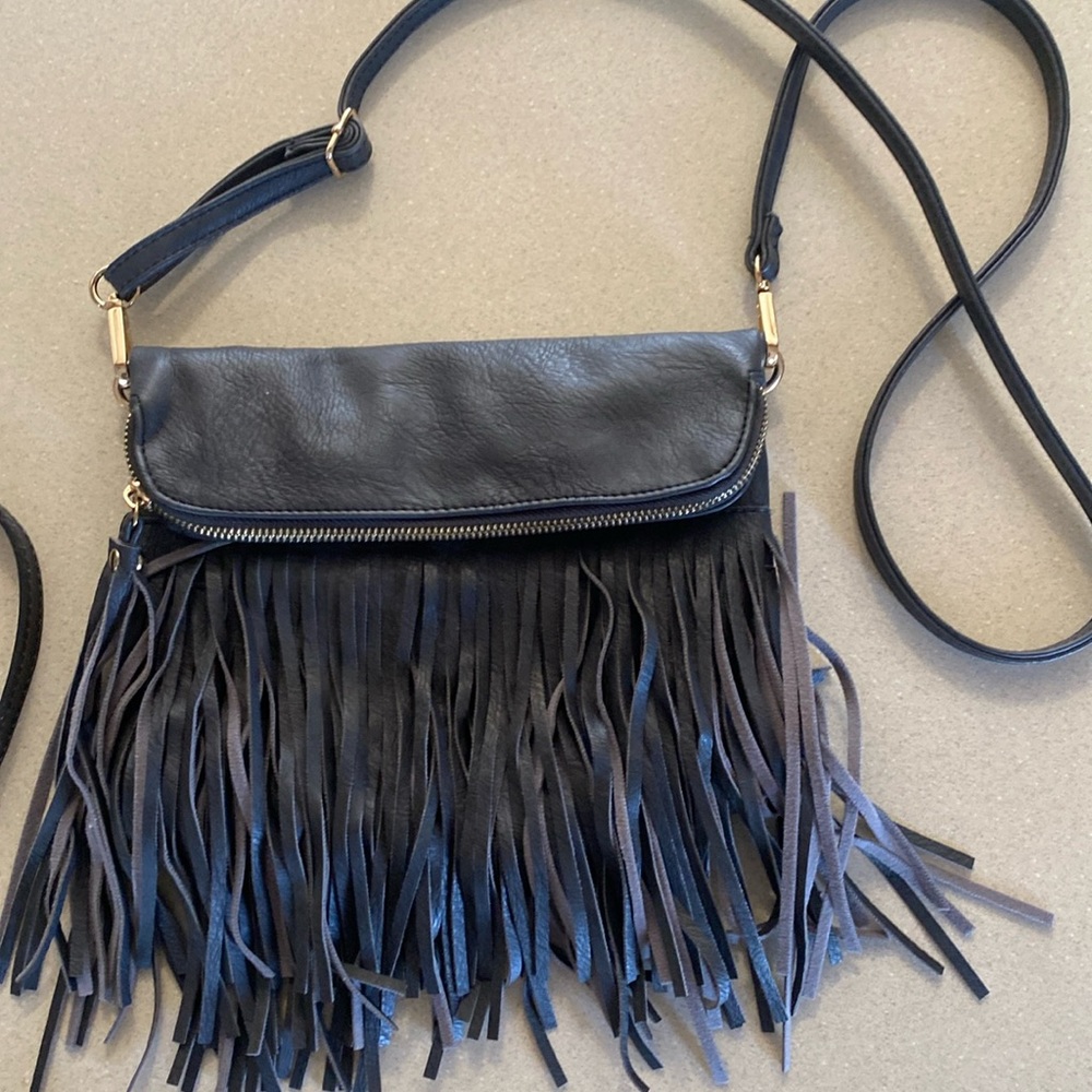 Gray fridge purse